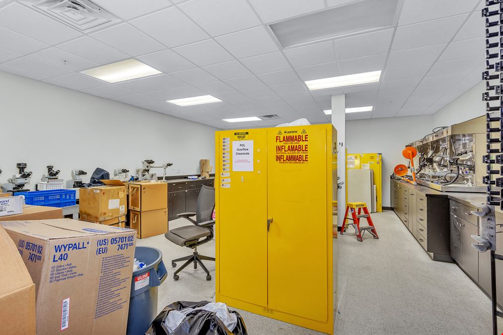 971-973 Broad St, Suite B