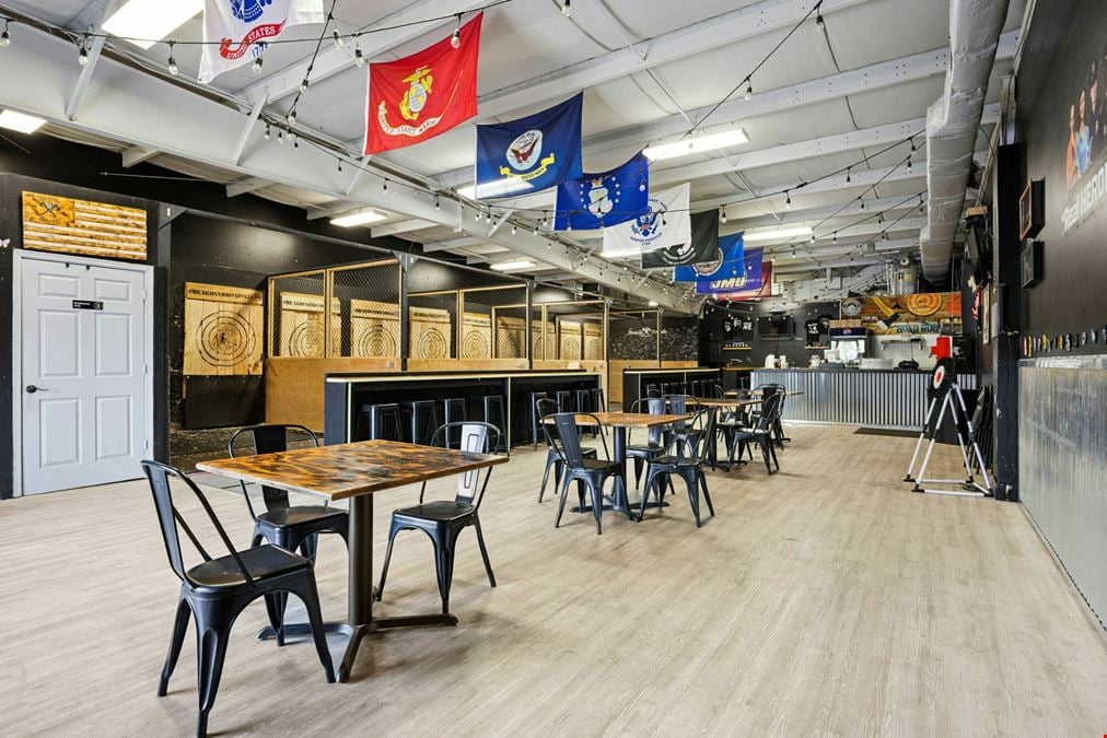 END CAP RETAIL SPACE AVAILABLE