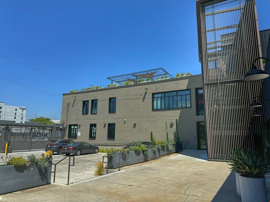 671 Mill Street