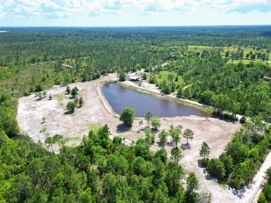 298 Acres in Fountain, FL | High-Fenced Hunting Ranch with Pond & Investment Potential