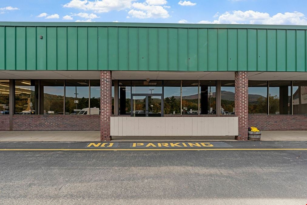Plymouth, NH - Hatch Plaza