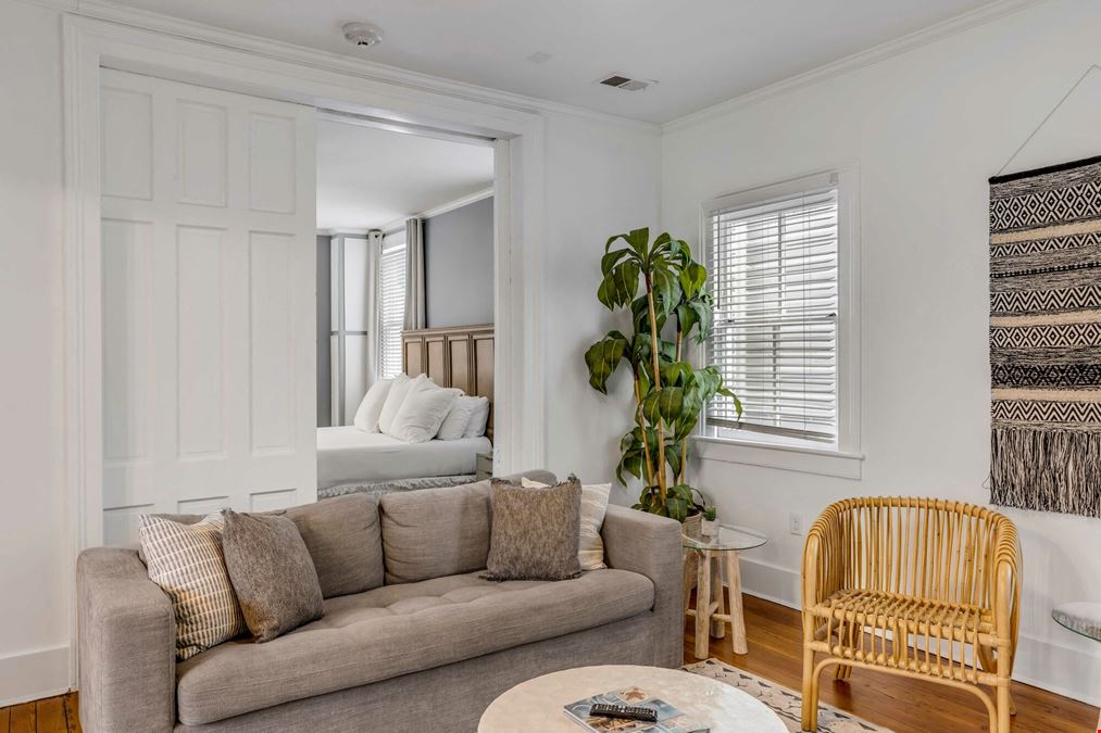 Short Term Rental Triplex Downtown