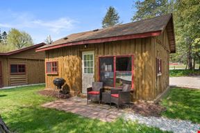 Reed's On The River - Cabin 3