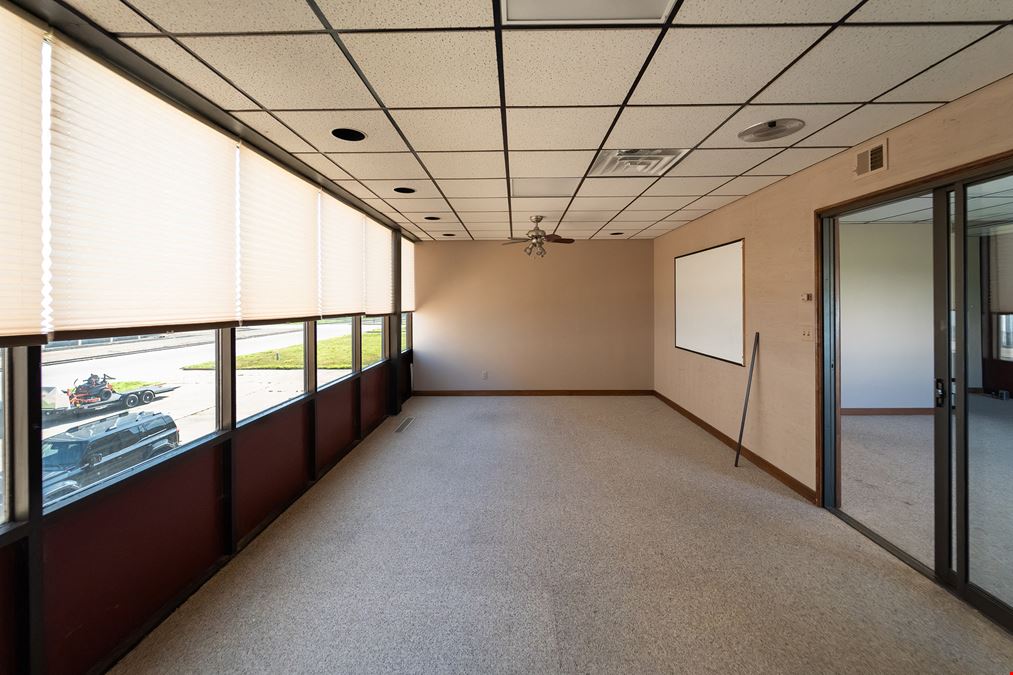 Versatile Flex Space with Office, Warehouse, and Storage