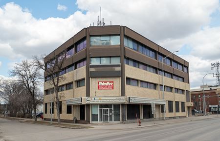 Preview of commercial space at 829, 831, 835 Portage Avenue