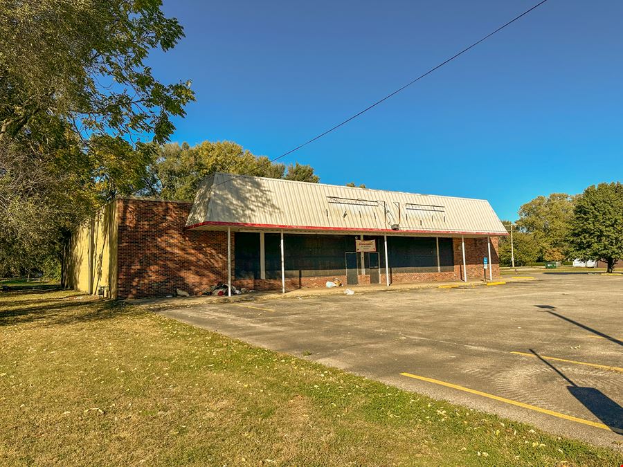 Prime Commercial Opportunity with High Visibility and Incentives