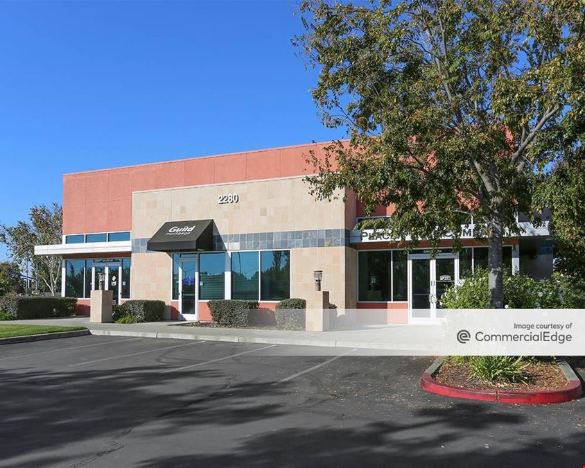 Centerpointe at Natomas Crossing