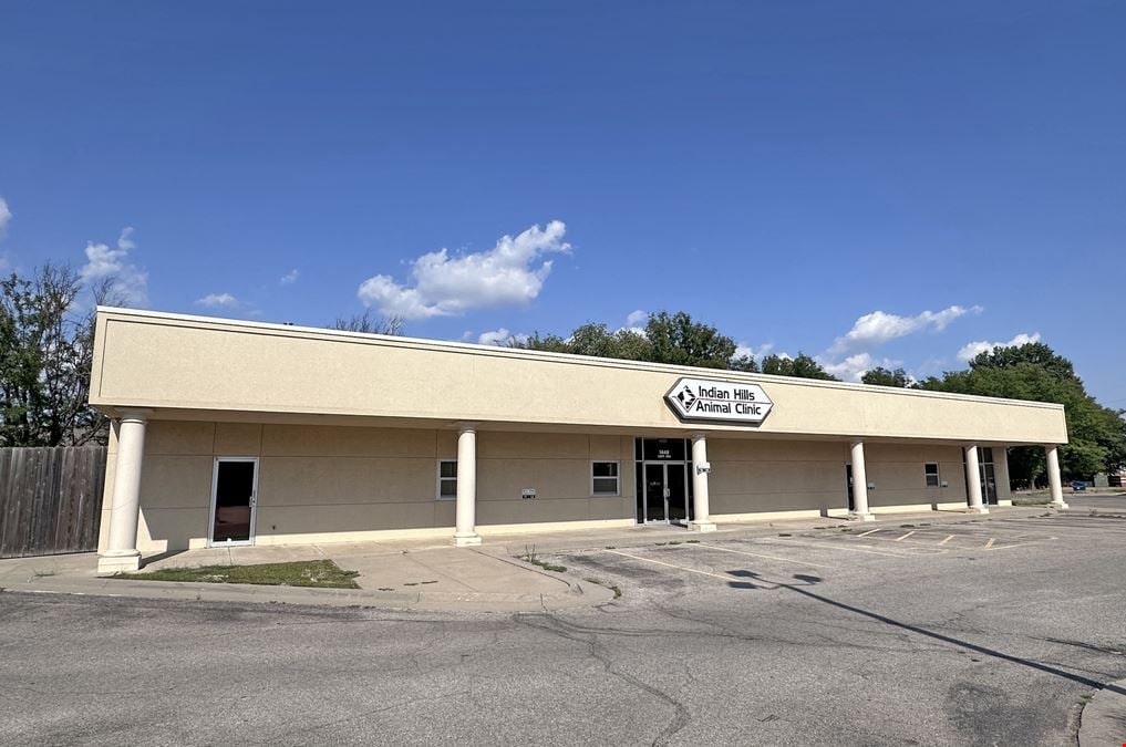 MAIZE ROAD RETAIL/OFFICE/FLEX BUILDING