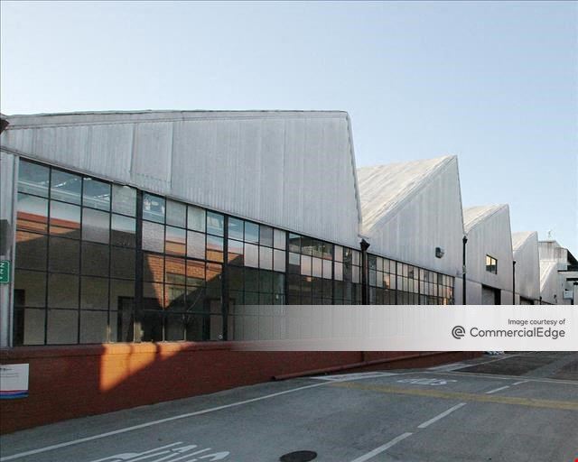 Temescal Business Center