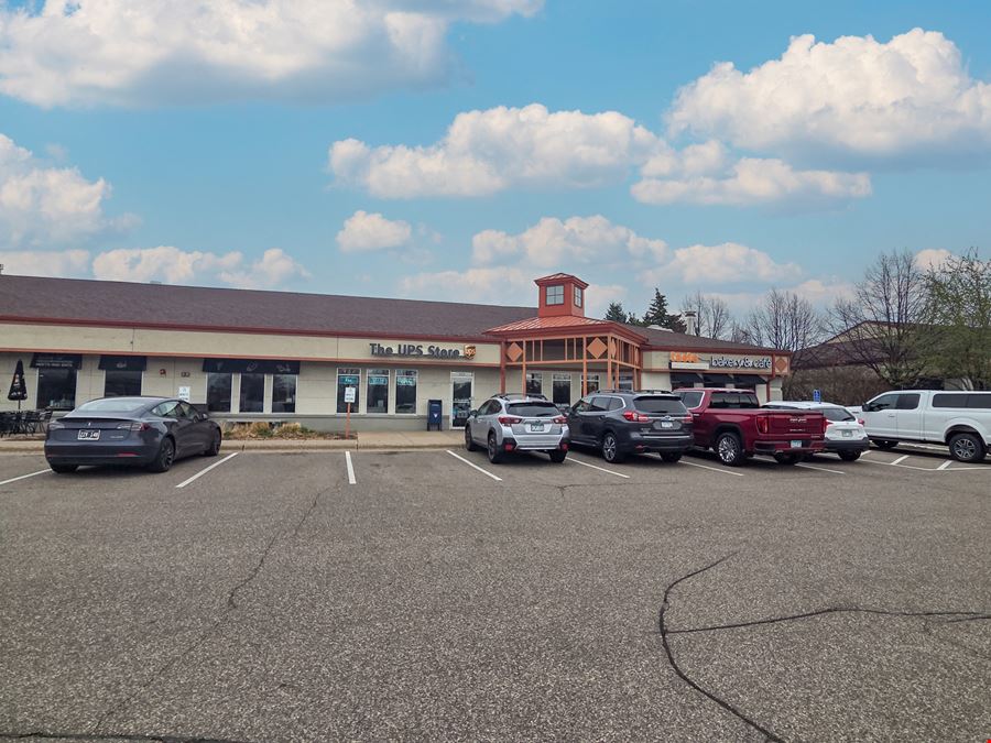 North Oaks Village Center