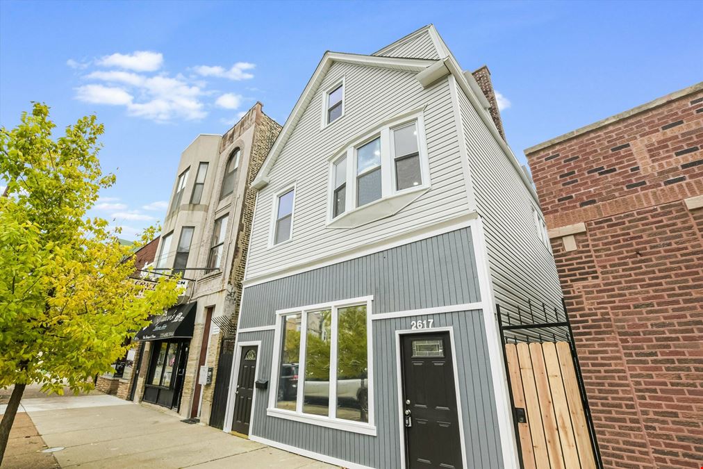 Retail Storefront in Logan Square