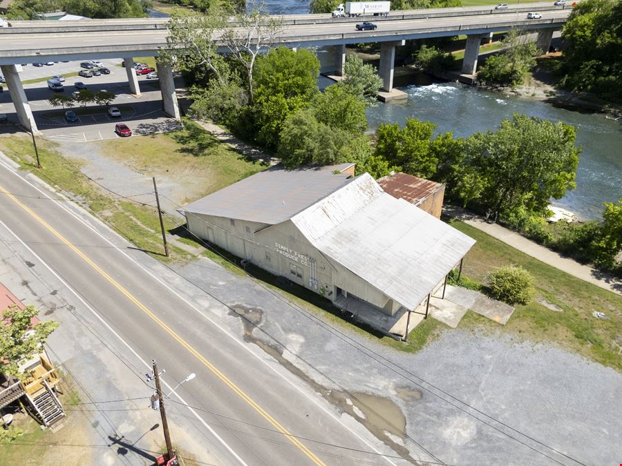 Riverfront Hospitality | Move-In Ready Bar or Restaurant