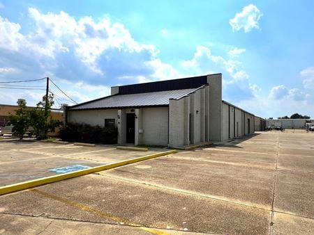 Preview of commercial space at 1202 Saint Charles Street
