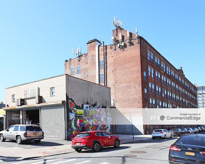132 32nd Street