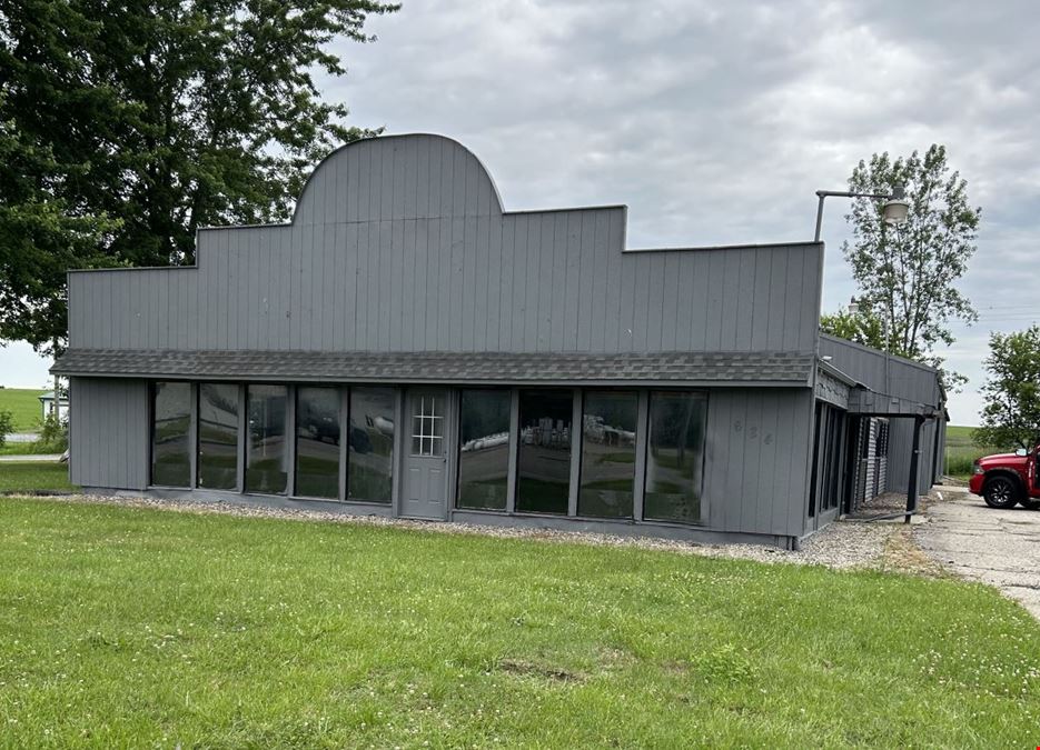 684 E Chicago Rd.