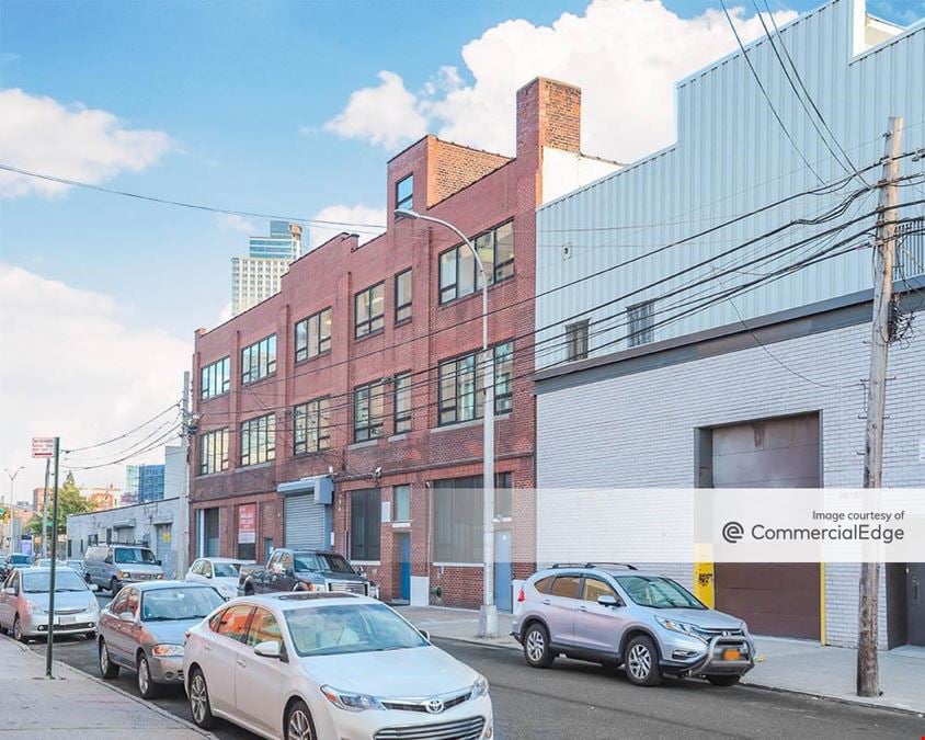 Alrue Import Building