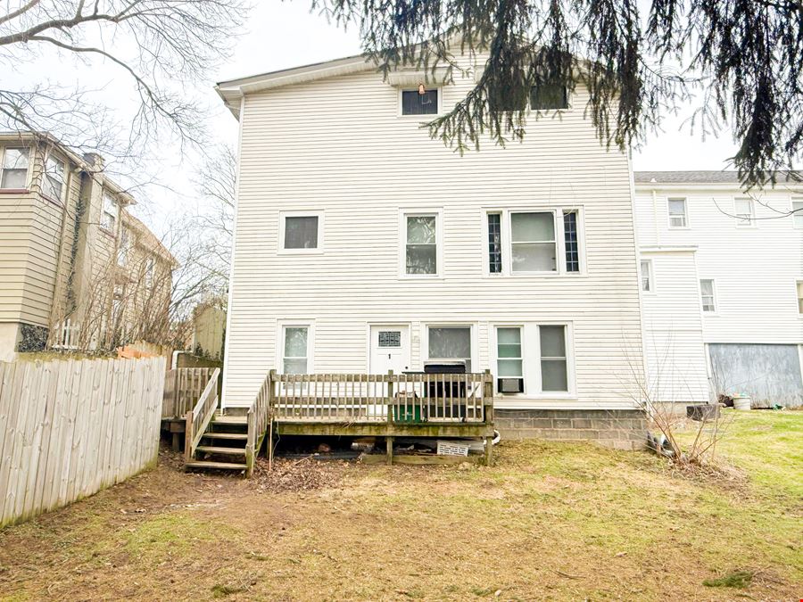 1990 Ridge Rd