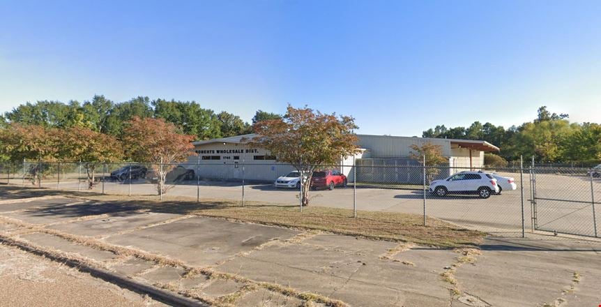 Preview of Industrial space for Rent at 1765 Claiborne Avenue