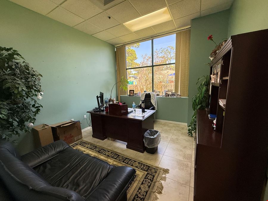 4,354 SF Medical Office For Sublease