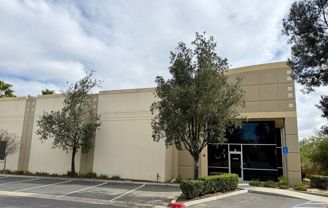 Clifford Business Center at Meridian