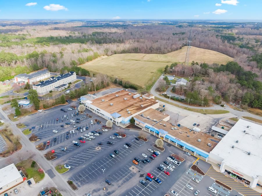 Shoppes at Gloucester