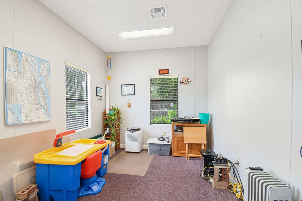 1535 State Road 207