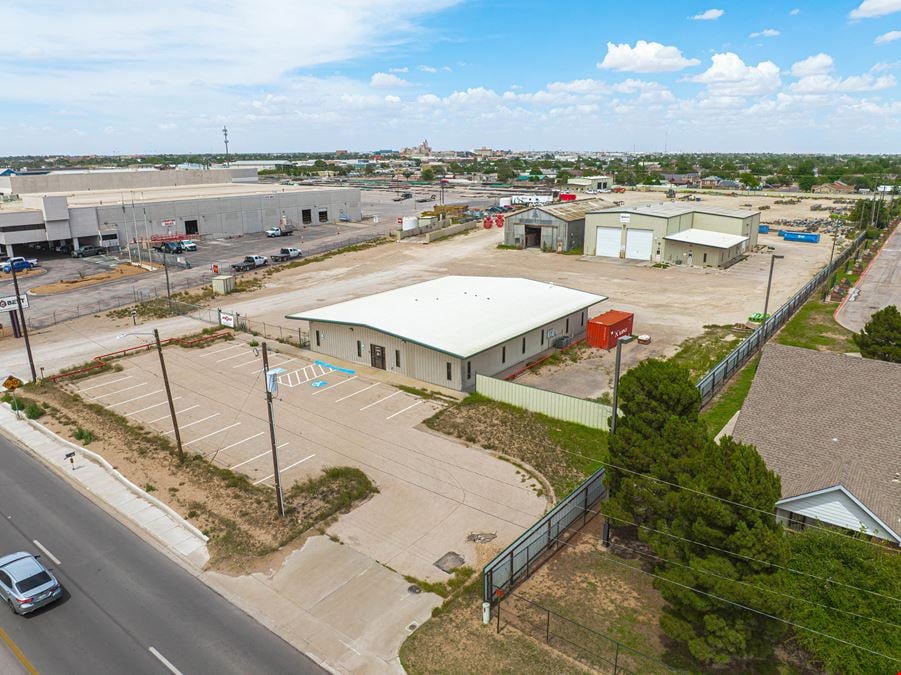 4 Industrial Buildings on ±7.66 Acres