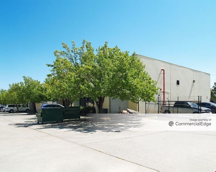 2320-2340 Auburn Blvd