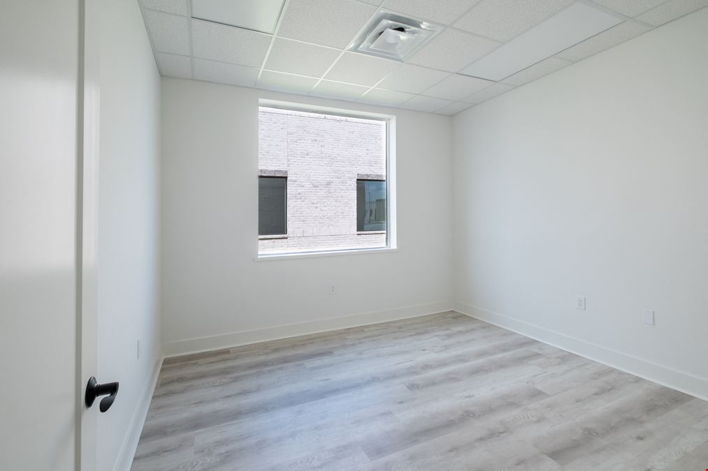 Kingsland Crossing Offices