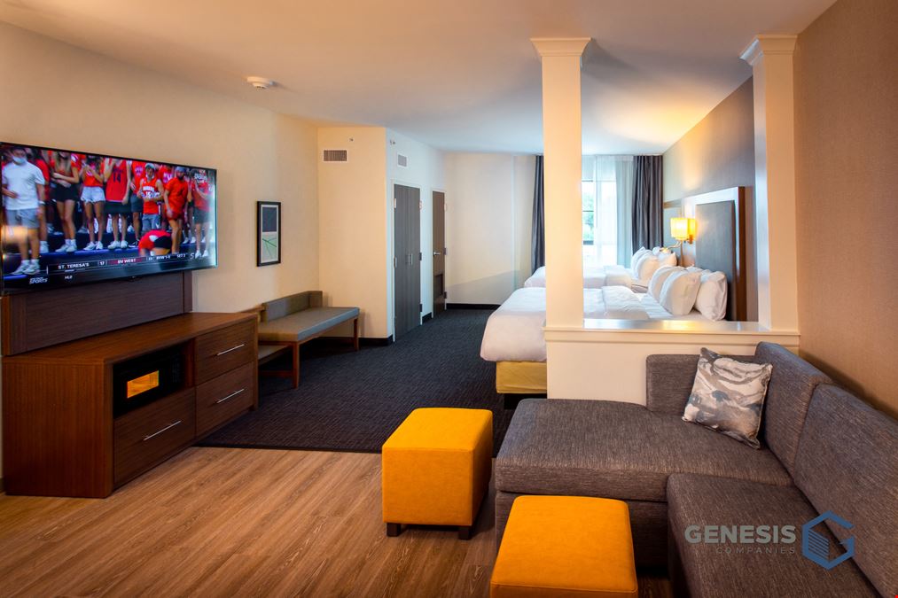 Comfort Suites