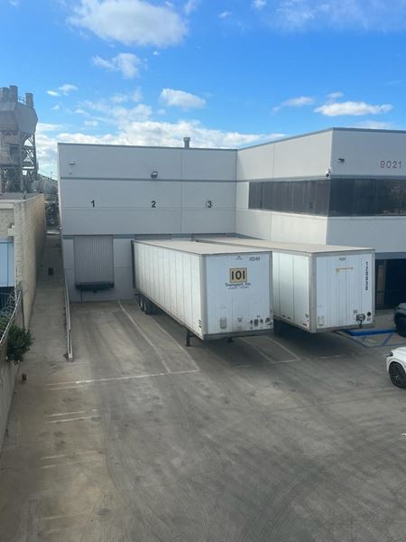 Preview of Industrial space for Rent at 9021 Norris Avenue