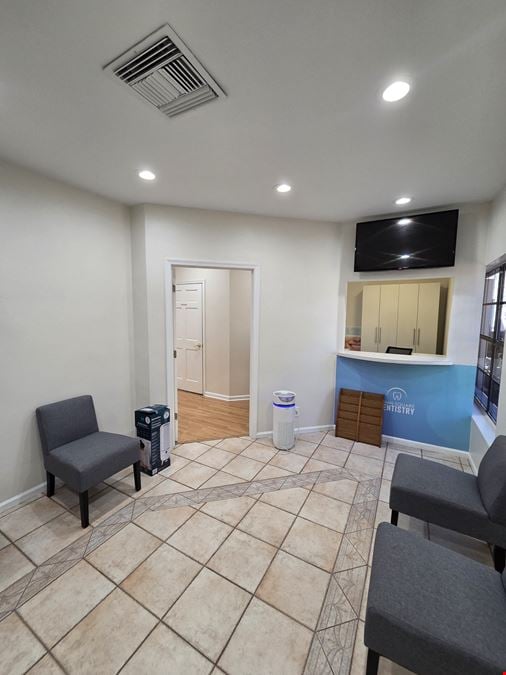 1250 S Federal Hwy, Suite 101