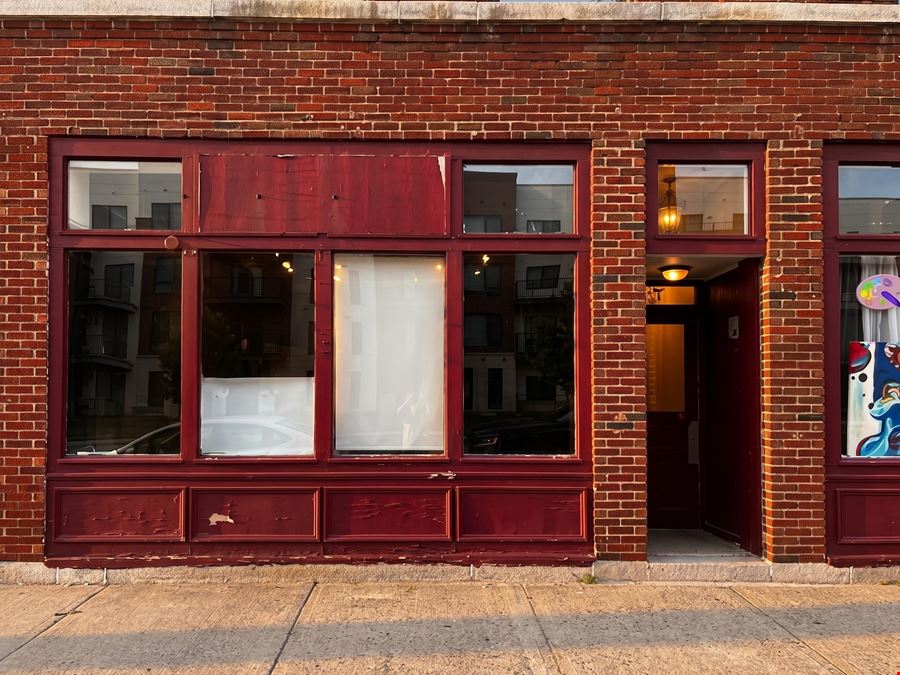 1,250 - 2,500 SF | 579-581 Bank Street | Prime Waterfront New London Retail Opportunity - Divisable