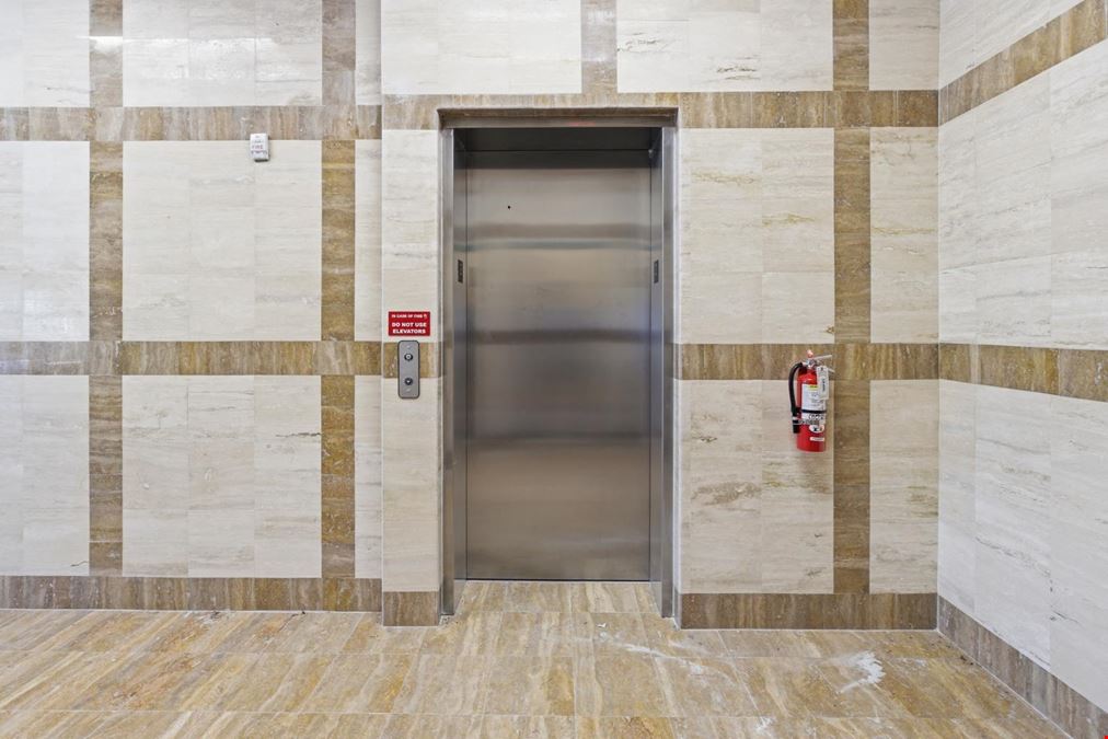 430 College Drive Units 200-208