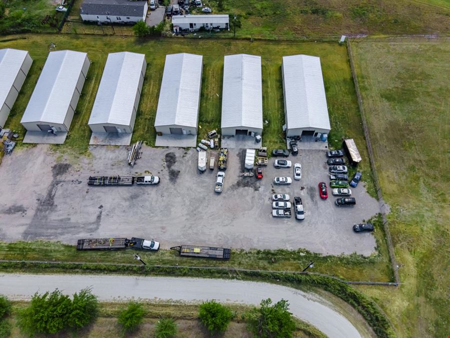 4,000 SF Light Industrial Suites For Lease