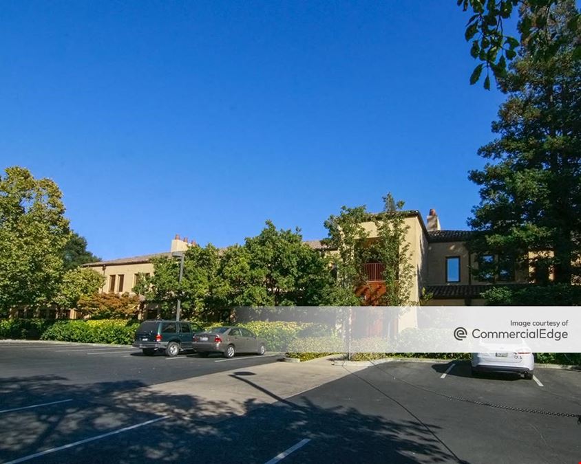 1600 El Camino Real