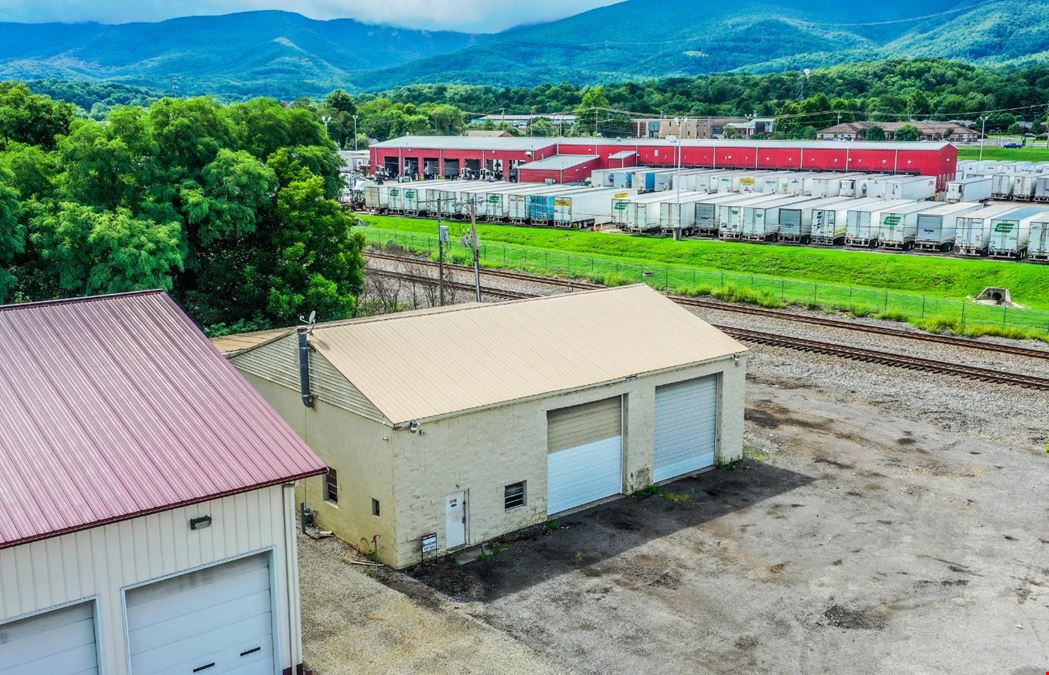 Truck Service Buildings | 3718 & 3716 Garman Rd