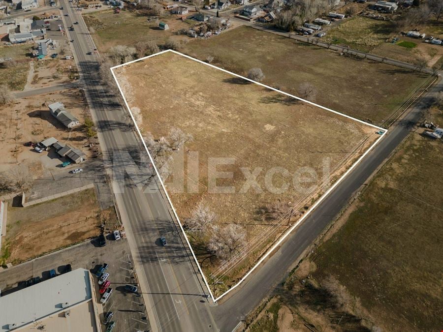 Corner Commercial Lot En Route to Zion National Park