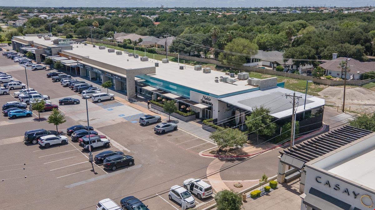 The Shoppes at Winfield