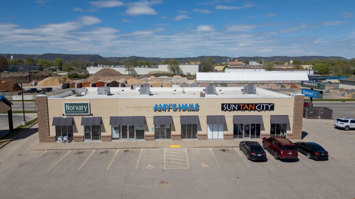 1035 Frontenac Dr - Winona Retail Center For Sale