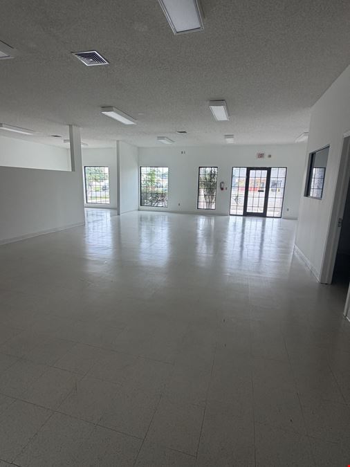 Airport Business Center