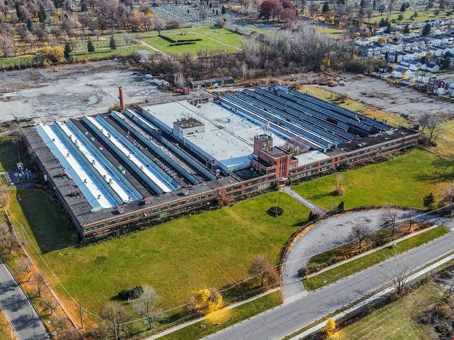 359,000+/- SF Warehouse Property