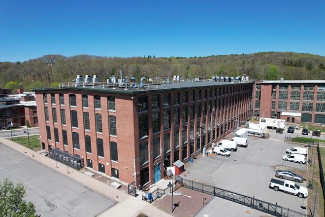 Preview of Industrial space for Rent at 1 Oak Hill Road