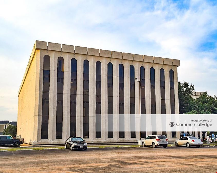 Crestpark Office Center