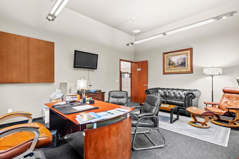 SilverRock Executive Suites