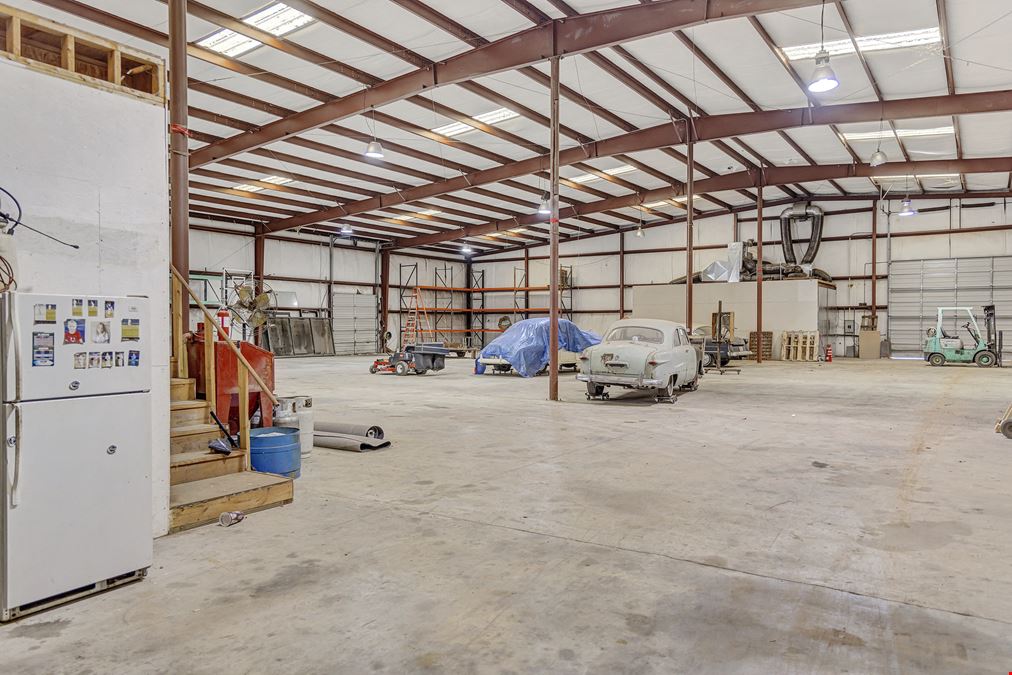 Warehouse - NE Huntsville