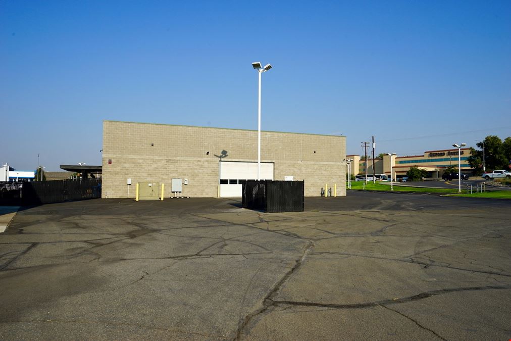 Flex/Retail  Space