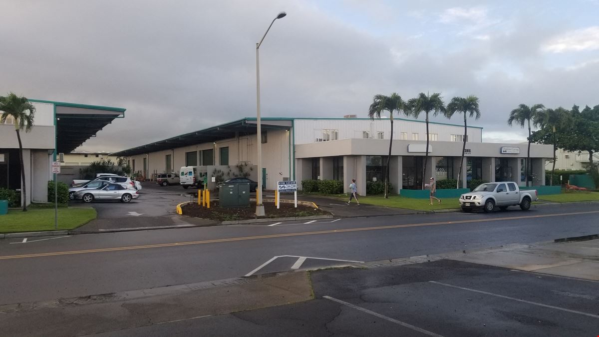 Lalo Business Center
