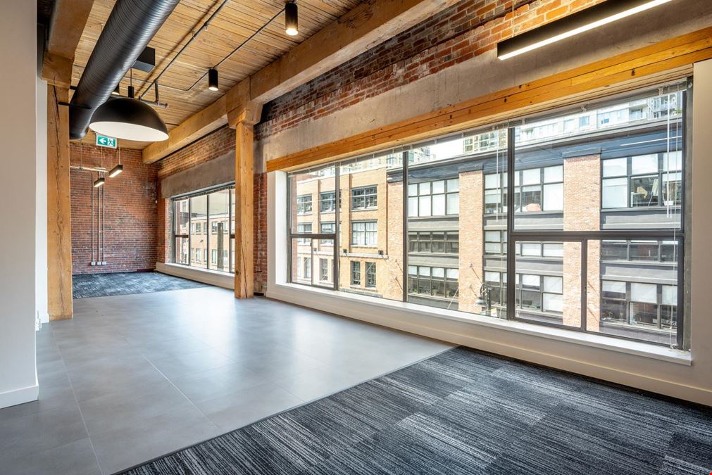 400-1120 Hamilton Street, Vancouver, BC