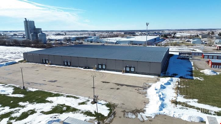Distribution/Warehouse | 120,000 SF For Sale or Lease